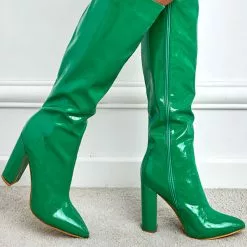 Women Croc Embossed Chunky Heel Knee-High Boots -UK Winter Shoes Sales 2023 0ef315d6 cec1 4211 b069 249d5b012046