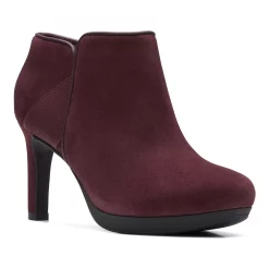 Clarks® Ambyr Gem Women's Ankle Boots